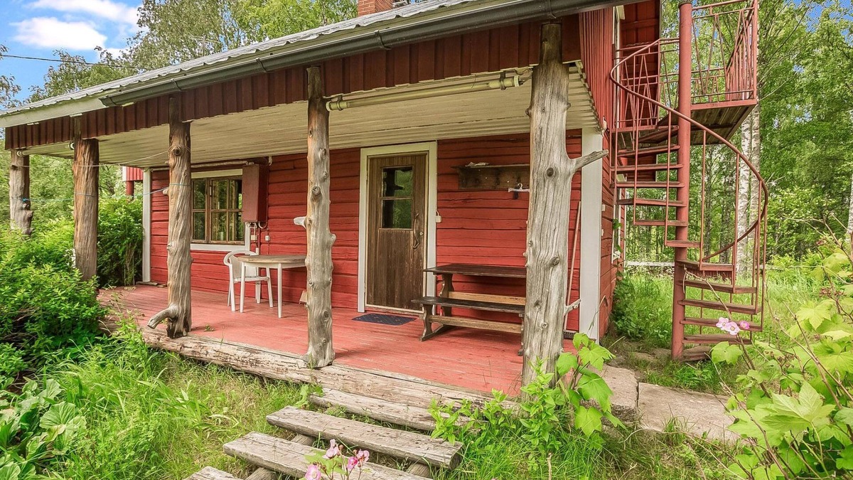 Hiukkajoki House | Kesämäki by Interhome