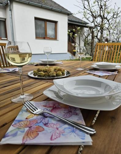 Gyulakeszi Apartment | Keszi Széli Vendégház