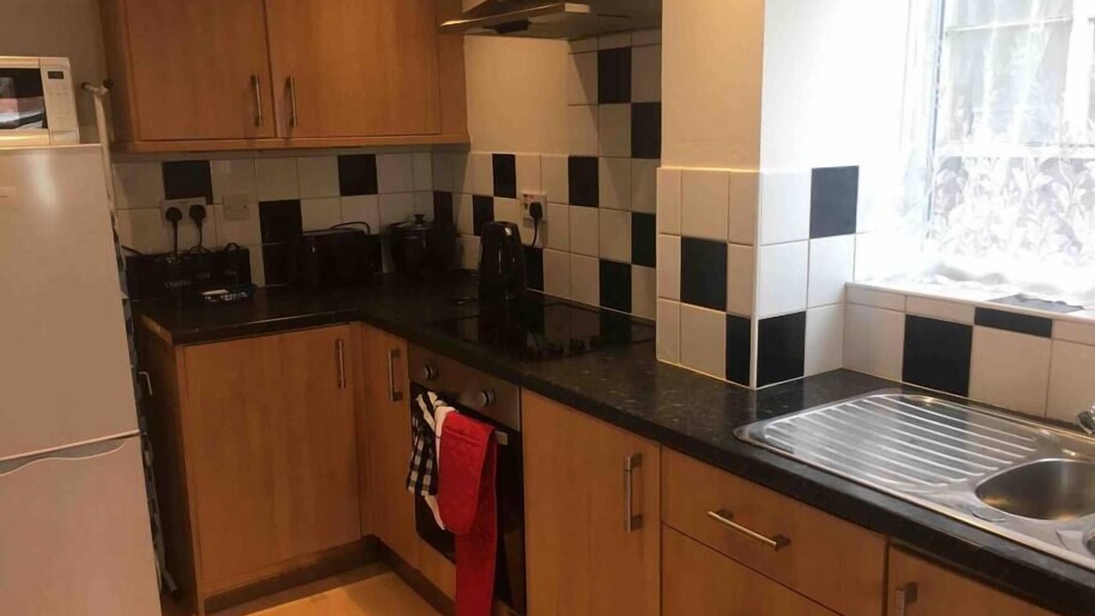 Kettering Apartment | Kettering Town Corporate - Avondale Mews