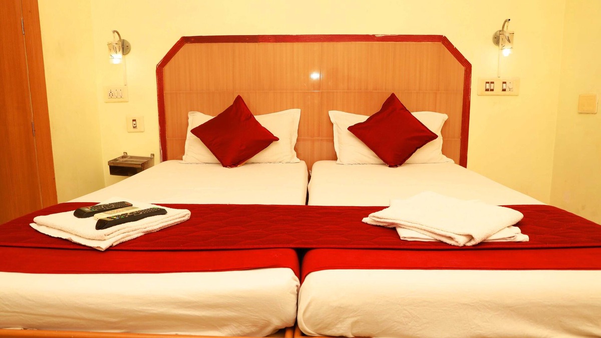 Erode Hotel | KG Grand Inn