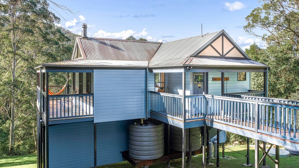 Bundewallah House | Khan Cottage - rainforest, birdsong and views