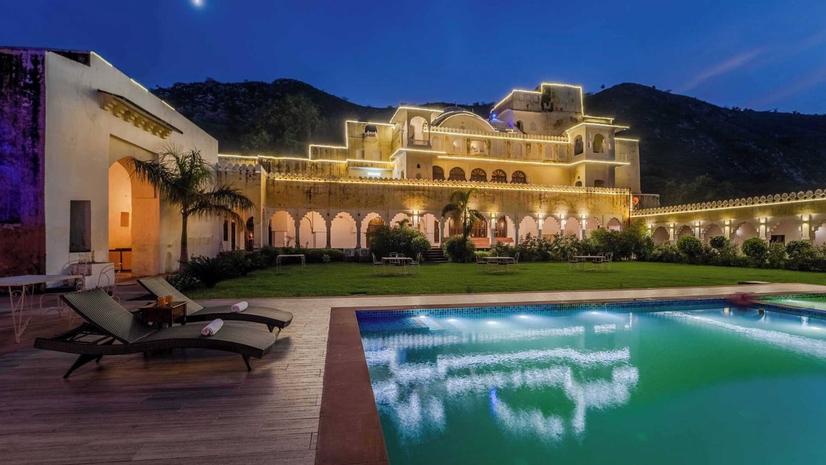 Bhandarej Hotel | Khawa Palace and Resort