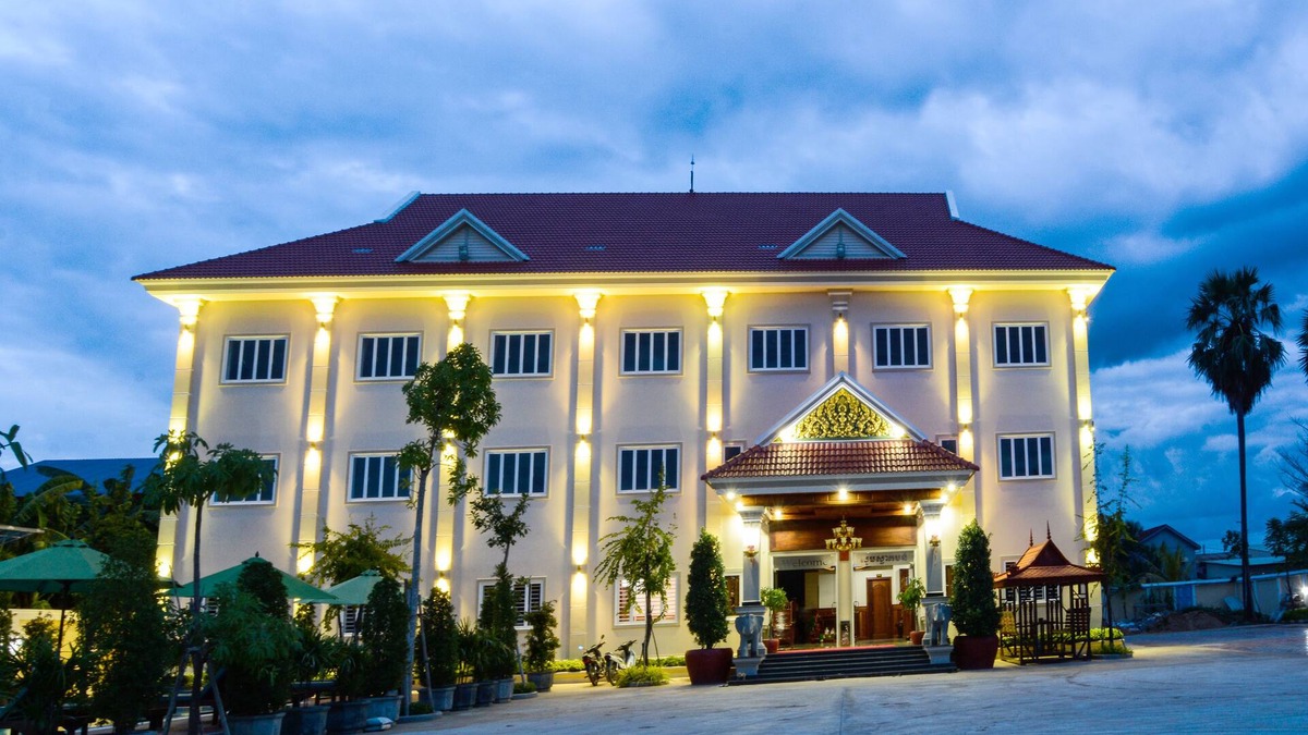 Moung Ruessei Hotel | Kheang Oudom Hotel