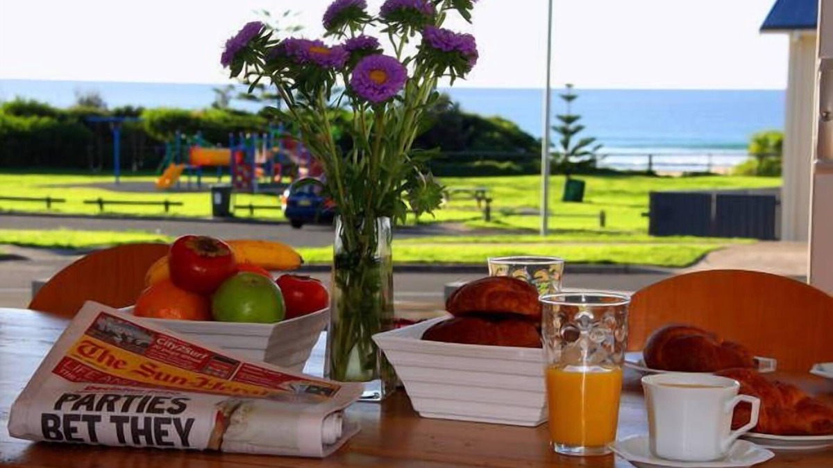 Kiama Downs House | Kiama Aspect on Jones Beach - 100 metres to the beach - 3 Bedrooms - 2 Bathrooms