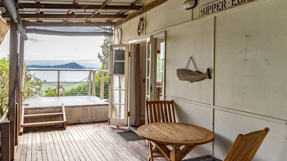 Seal Rocks House | Kicki's Cottage a private getaway for two with stunning ocean views