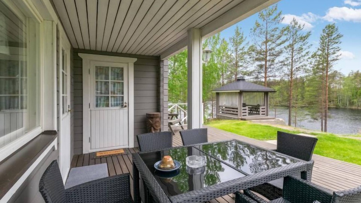 Rautalampi House | Kierinniemi by Interhome