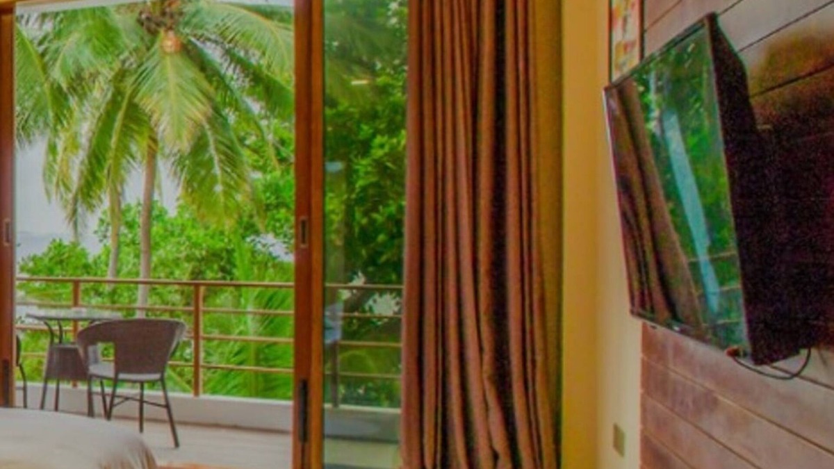 Dharavandhoo House | Kiha Luxury Beach Hotel, Family Room- B.fast Inc