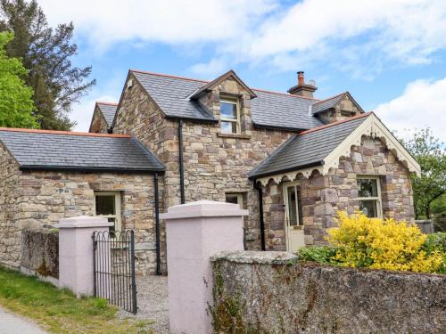 South Tipperary House | Kilcash Castle Cottage