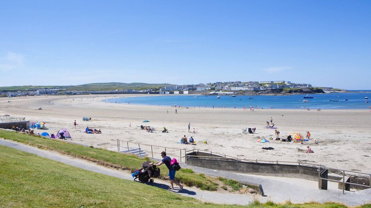 Kilkee House | Kilkee Holiday Homes (Ground Floor)
