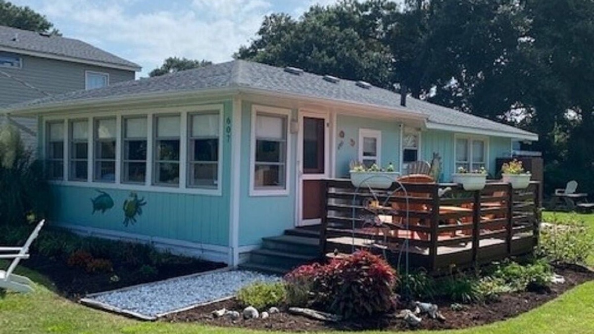 Colington House | Kill Devil Hills Bungalow