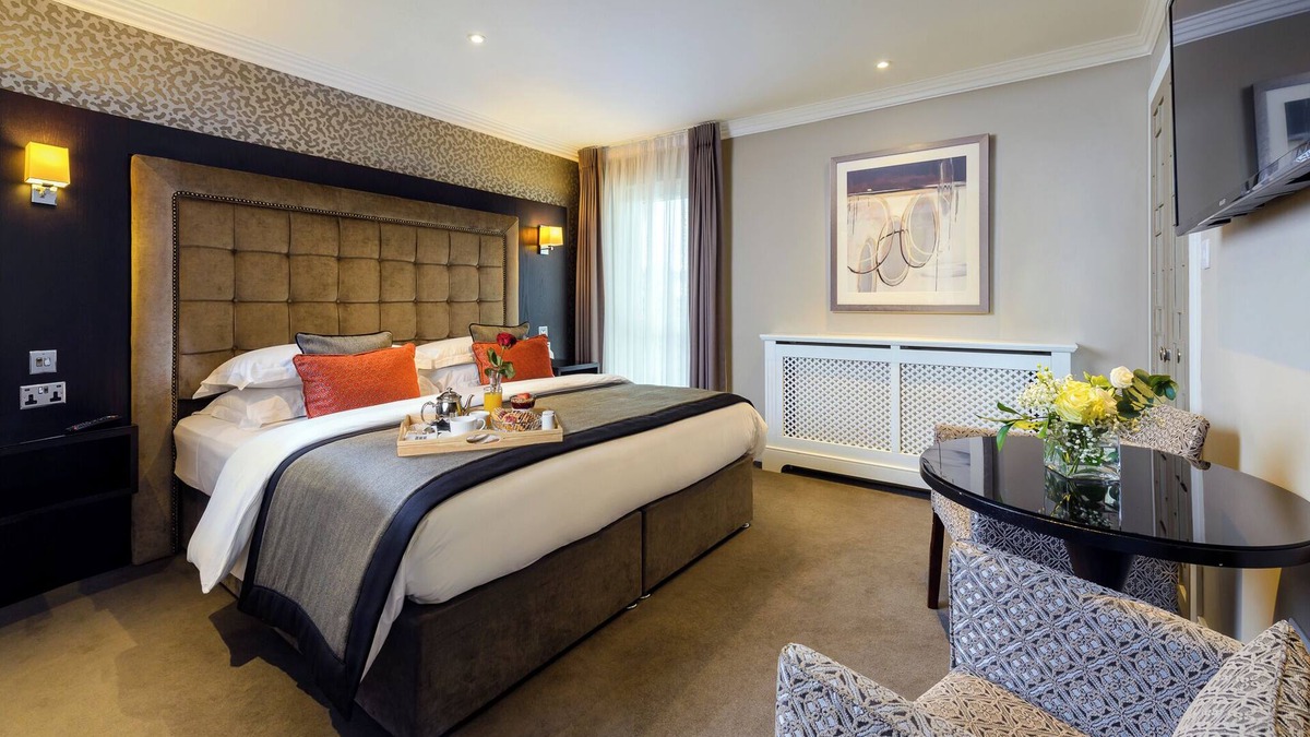 Killarney Hotel | Killarney Oaks Hotel