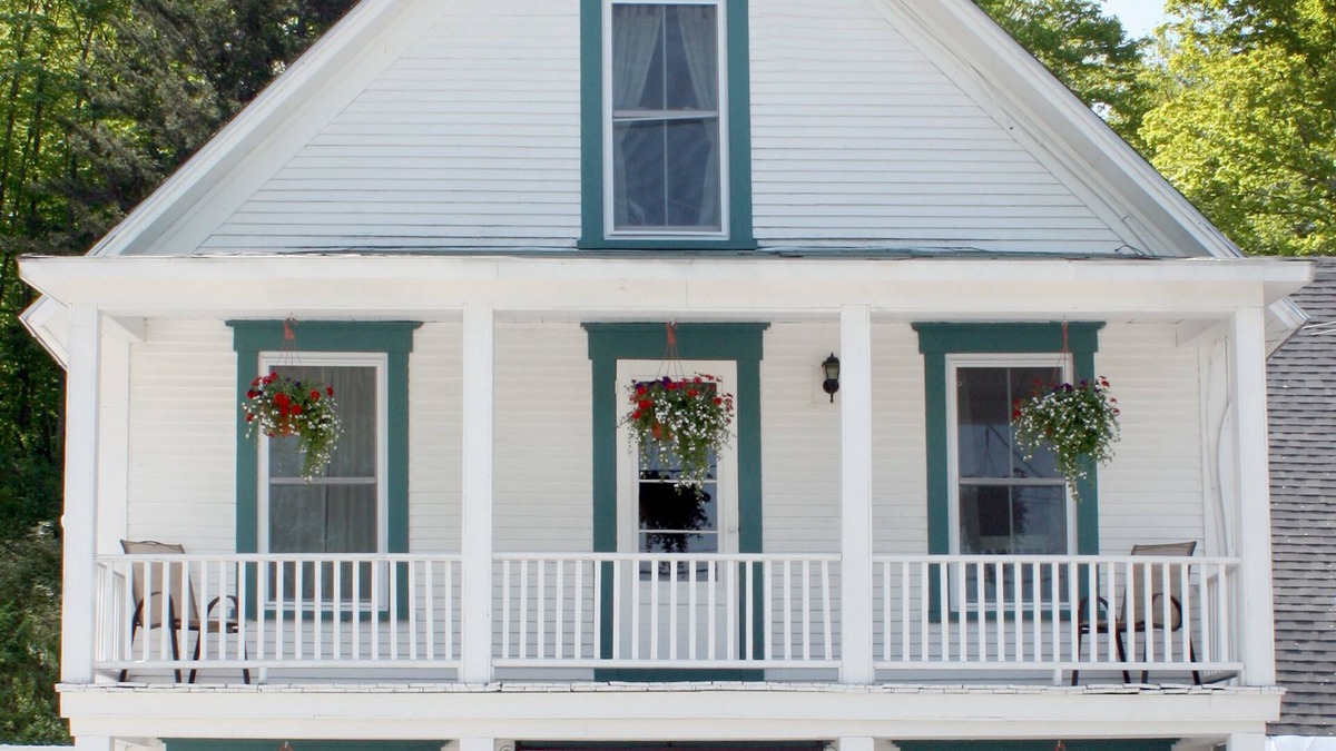Plymouth House | Killington Region - Sleeps 19!