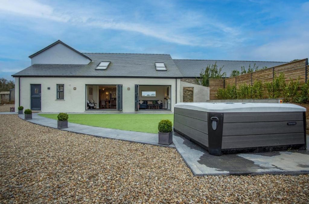 Narberth House | Kiln Park Farmhouse - 4 Bedroom Cottage - Narberth