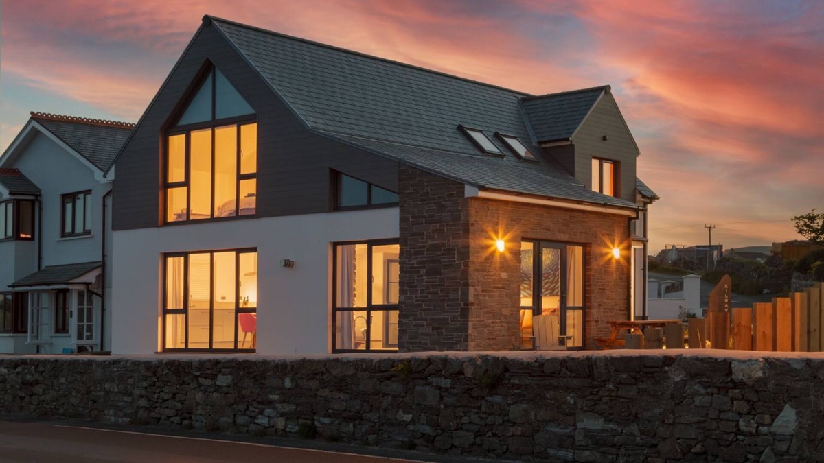 Cregneish Apartment | Kilravock is a modern, luxury coastal family holiday home which has been purpose built to the highes