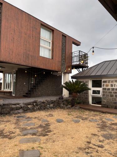 Gujwa House | Kimnung House Anmok