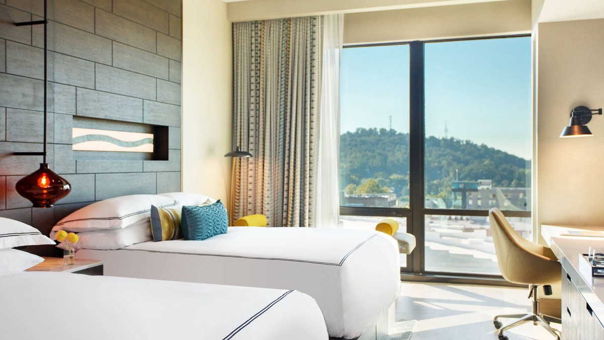 Downtown Asheville Hotel | Kimpton Hotel Arras by IHG