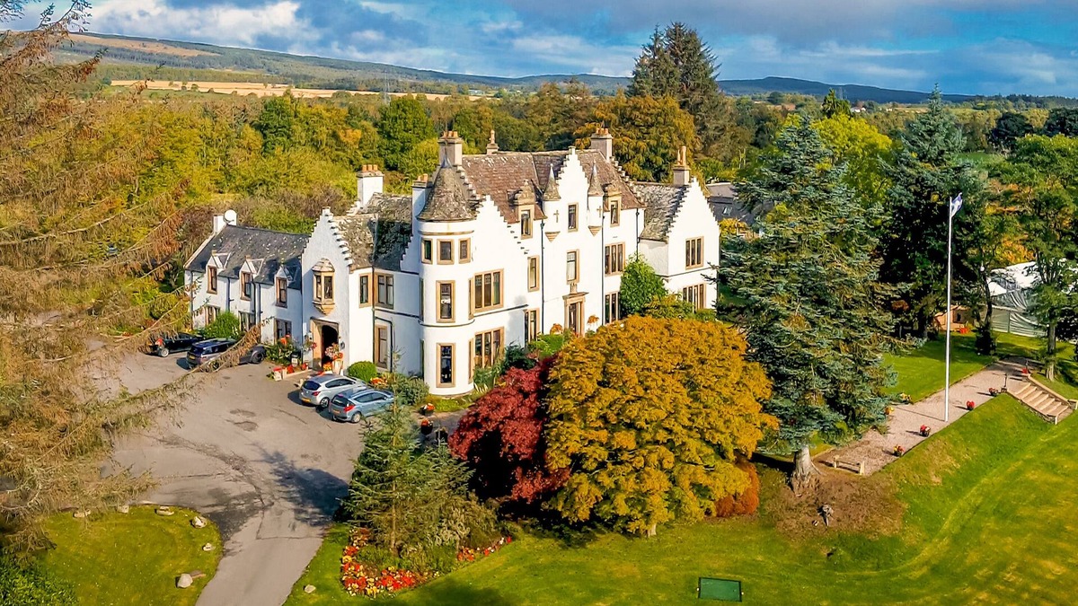 Invergordon Hotel | Kincraig Castle Hotel