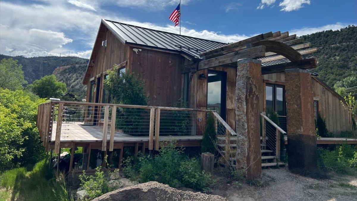 Meeker House | King of the Hill