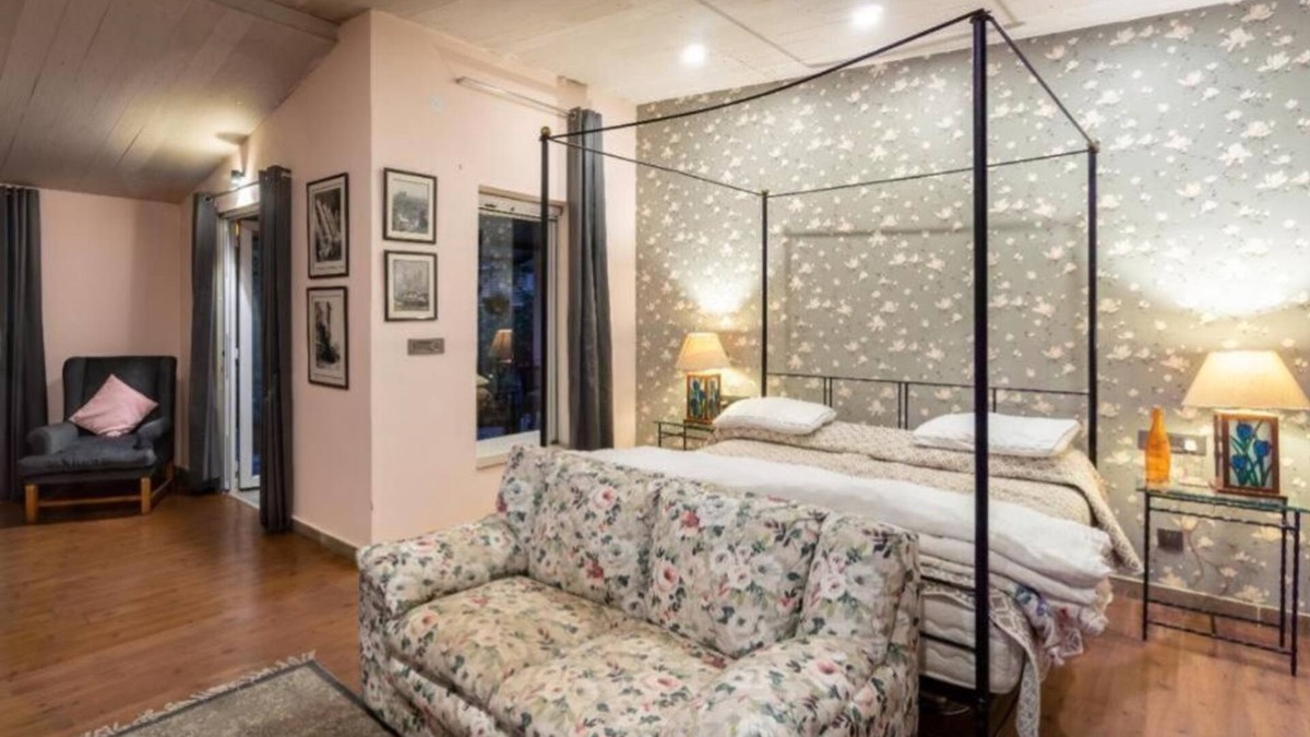 Amer Apartment | King Room with Garden View - Near Kookus 5n