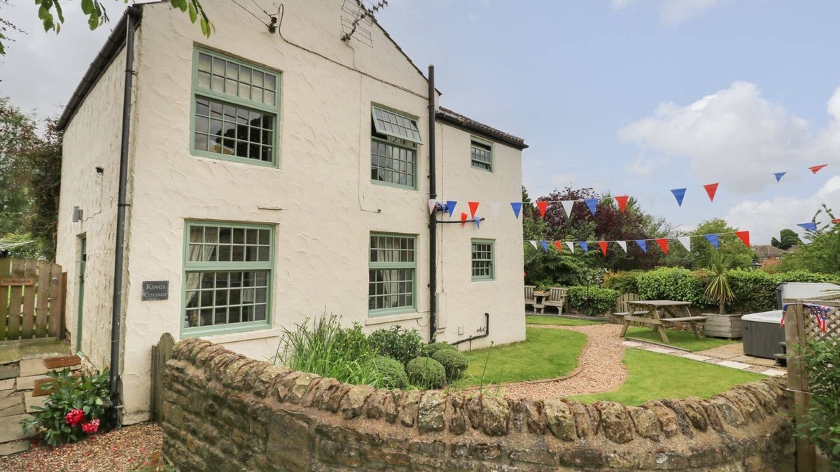 Bedale Cottage | KING'S COTTAGE, family friendly, luxury holiday cottage in Bedale