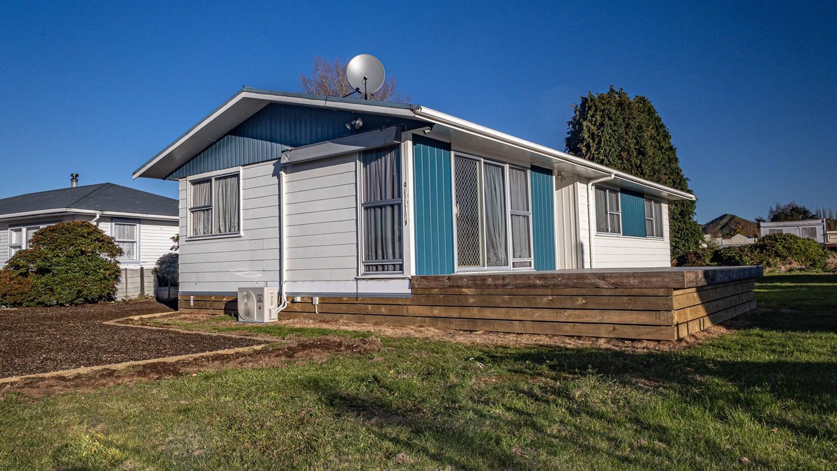 Raetihi House | King's Crib - Raetihi Holiday Home
