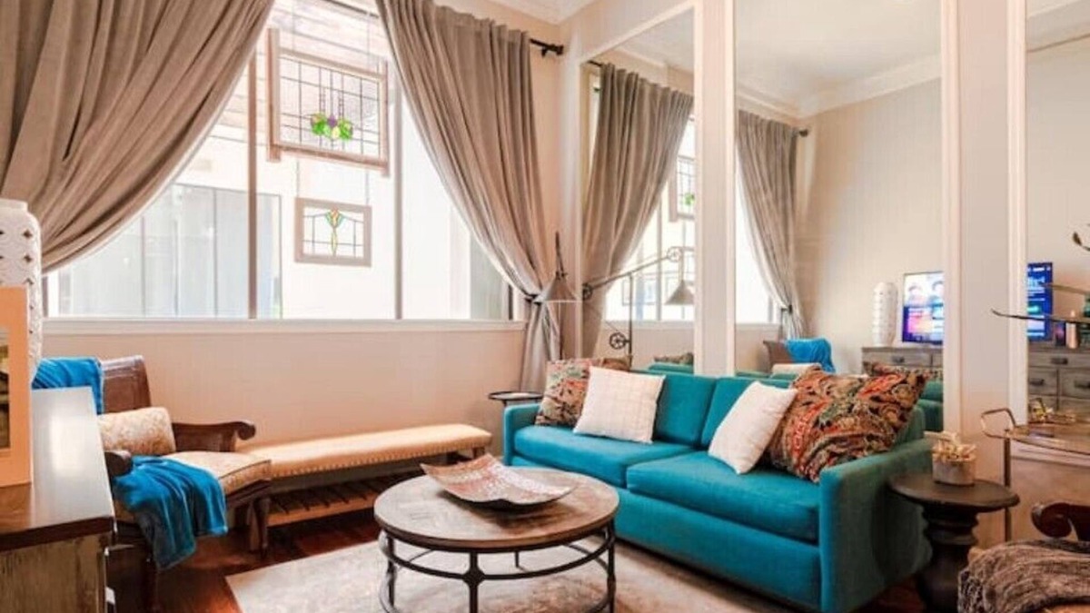 Harleston Village Condo | King Street condo with Free Parking-.9 mi to MUSCnn