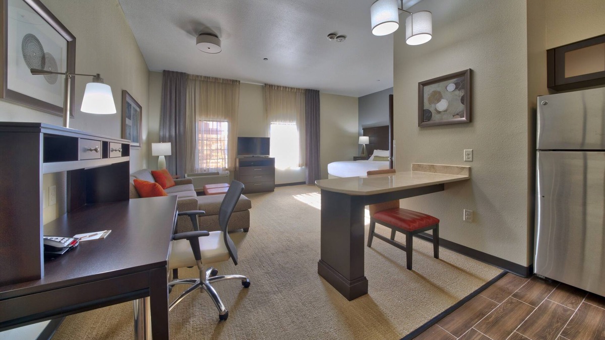 Lubbock Apartment | King Studio. Free Breakfast Buffet. Near Texas Tech.
