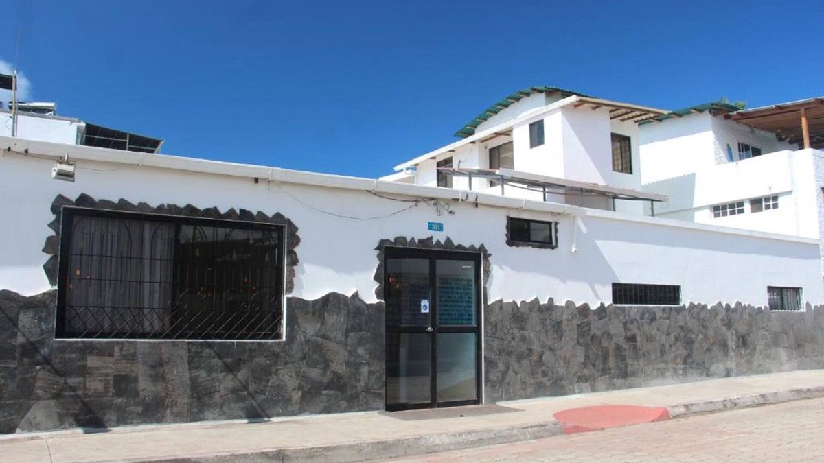 Puerto Ayora House | King Studio with Sofa Bed