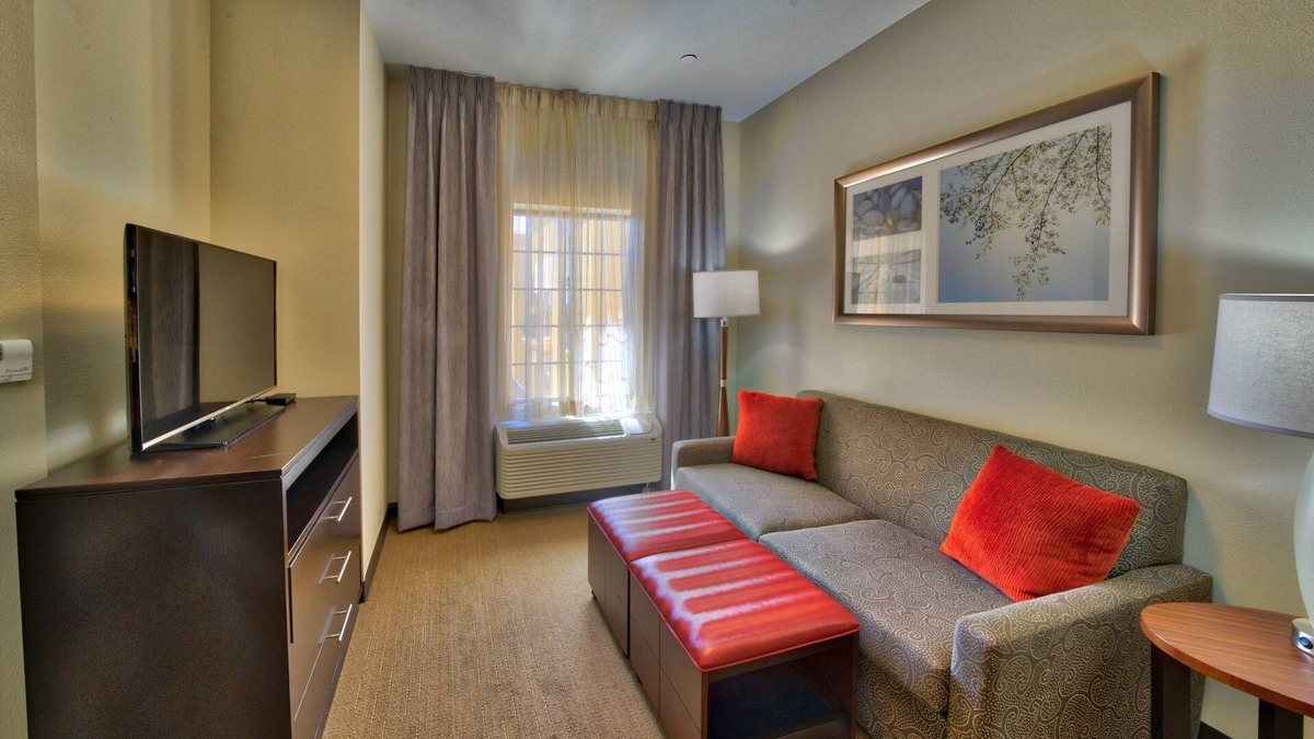 Lubbock Condo | King Suite. Free Breakfast Buffet. Business Center. Near Texas Tech University.