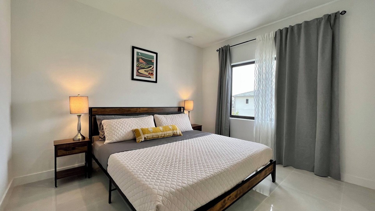 Florida City House | King Suites-Pet OK-Everglades-Biscayne-TheKeys