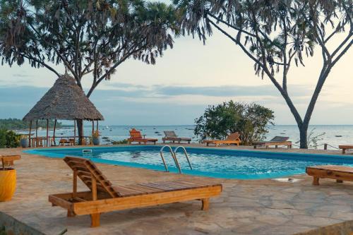 Pangani Hotel | Kingfisher Beach Resort