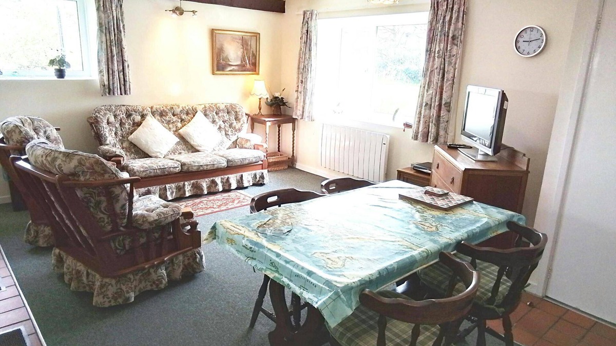 Llangeler Cottage | Kingfisher Cottage, Newcastle Emlyn