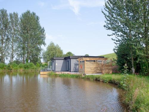 Bradninch House | Kingfisher Lodge - Uk33889
