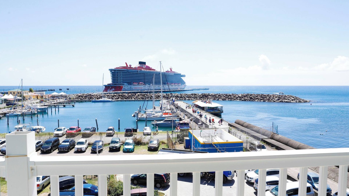 Basseterre Hotel | Kings Pavilion Suites Hotel