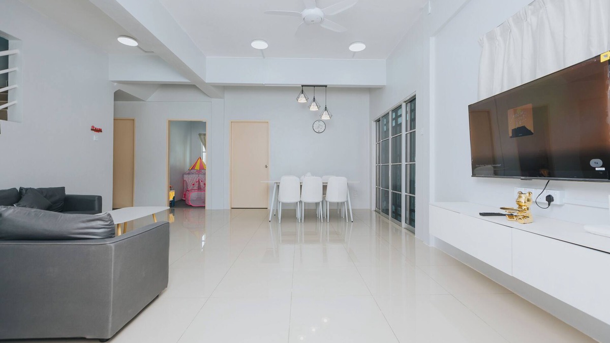 Ranau House | kings Pine Residences HomeStay 3-bedroom house with AC and WiFi in Ranau 14
