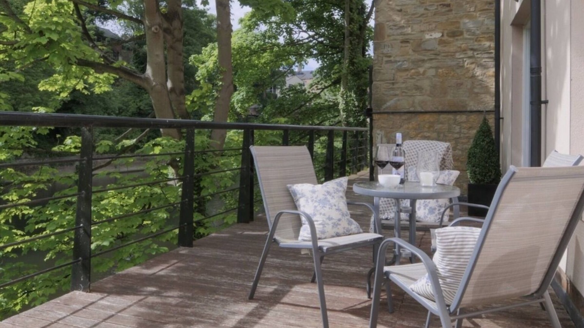 Durham Apartment | Kingsgate Bridge View