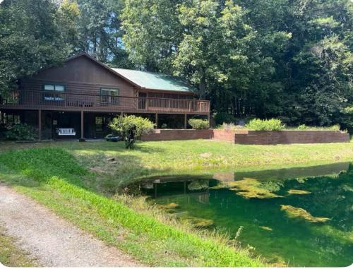 Gwinnett County House | Kingsrun Estate Lux Cabin
