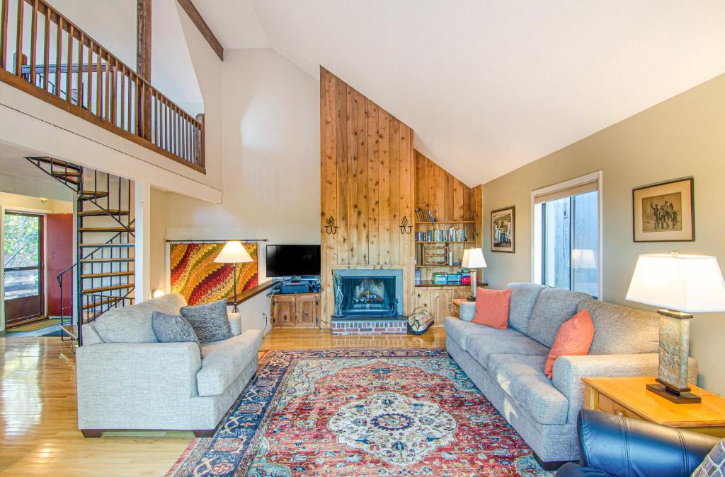 West Hartford Apartment | Kingswood Vista 10F