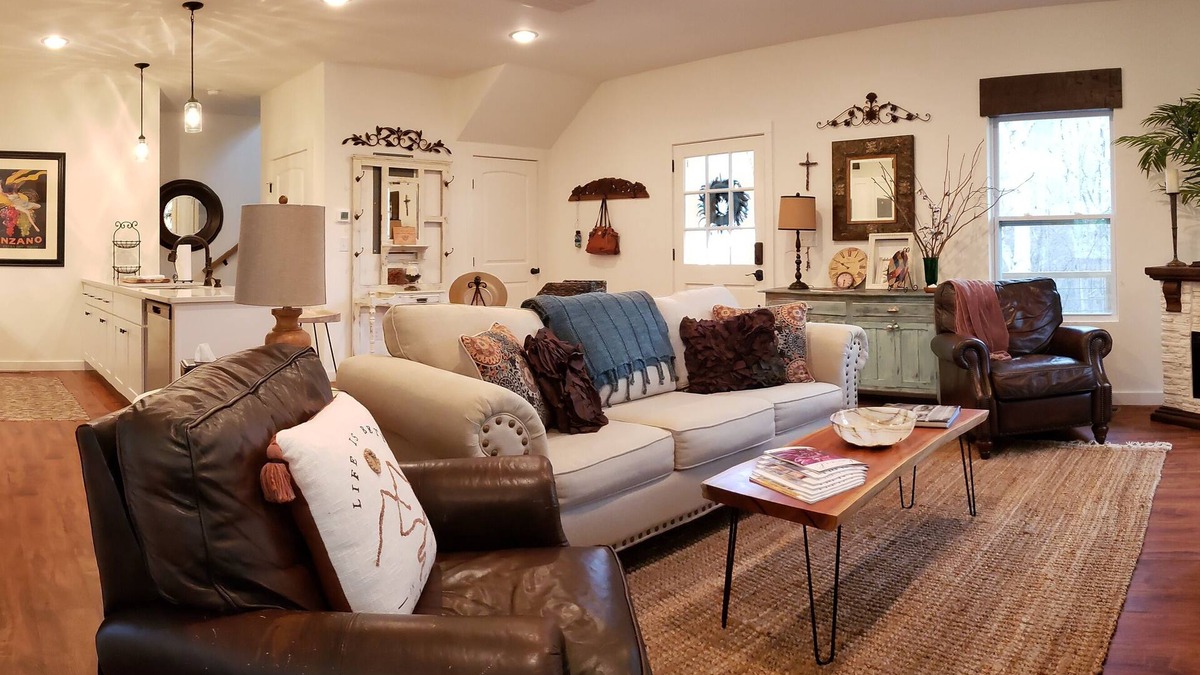 Clayton House | Kingwood Country Club & Golf Resort Home - 2 bdrm/2.5 bath