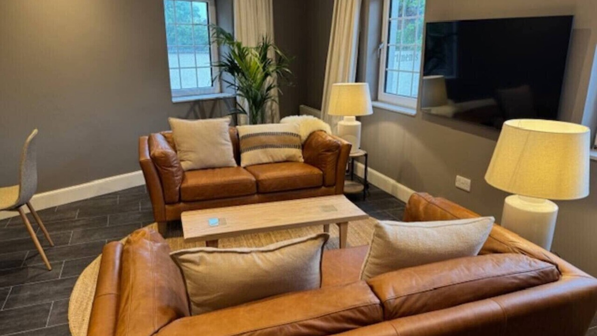 Bilston Apartment | Kinloch - sleeps up to five