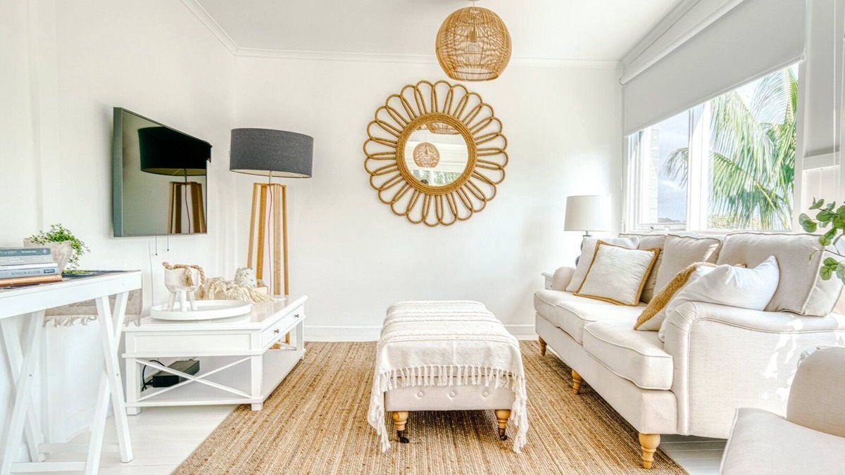 Bateau Bay House | Kipling House. Complete comfort, charm and style.