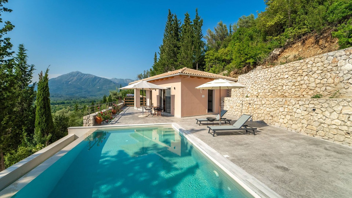 Evgiros Villa | Kipseli Villa, Overlooking Vassiliki bay