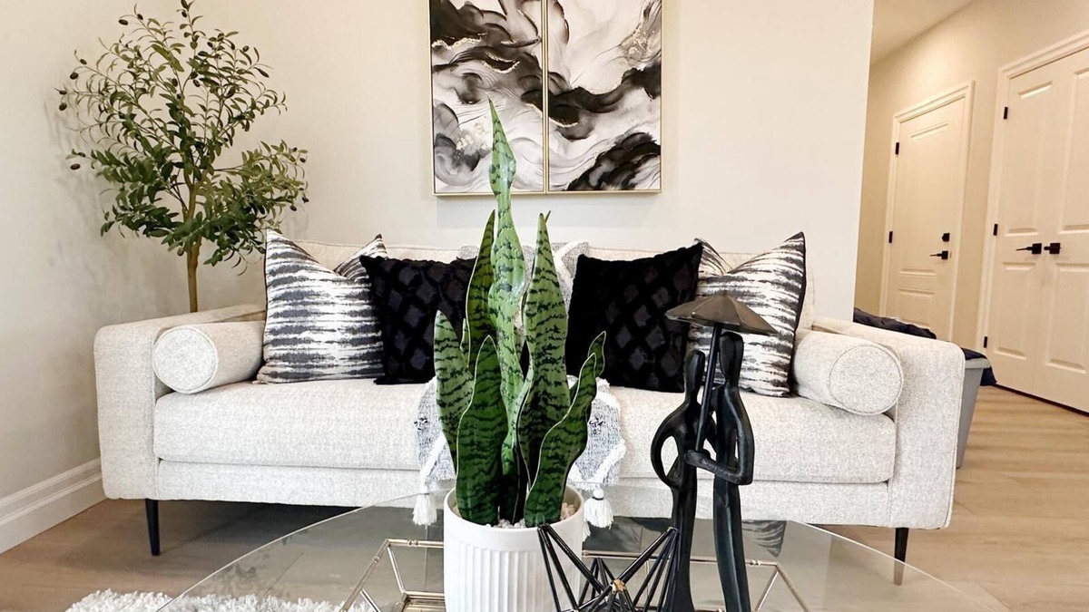 Goderich House | Kira Homes
