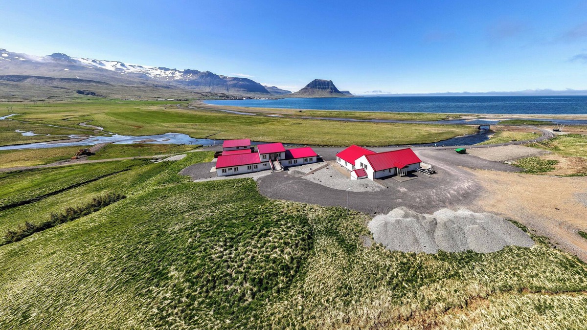 Grundarfjordur House | Kirkjufell Guesthouse and Apartments