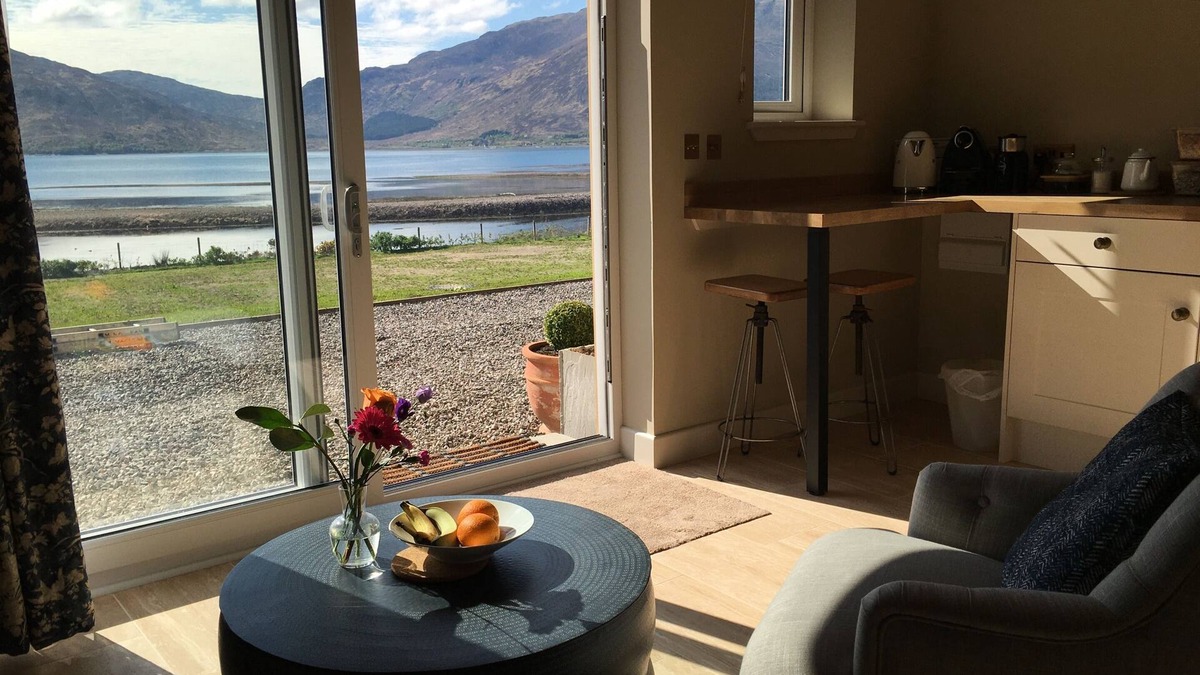 Glenelg Bed & Breakfast | Kirkton Bay House Bed and Breakfast