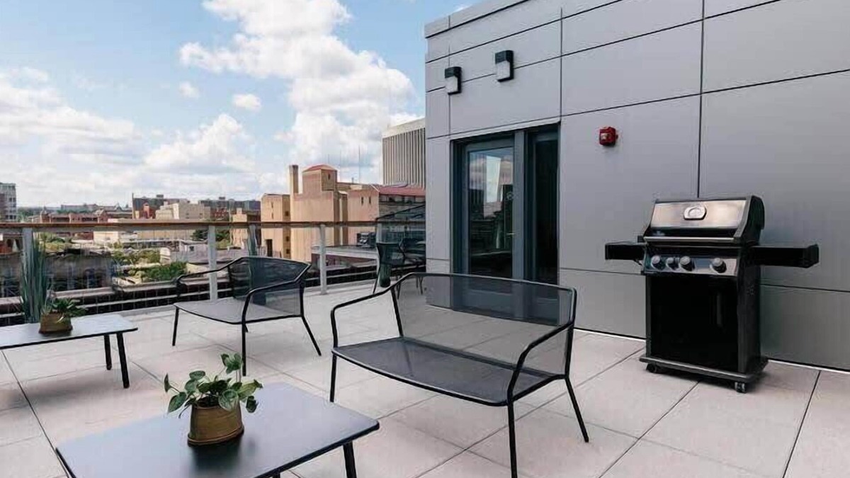 Central Business District Apartment | Kislak #206 1BR/1BA S