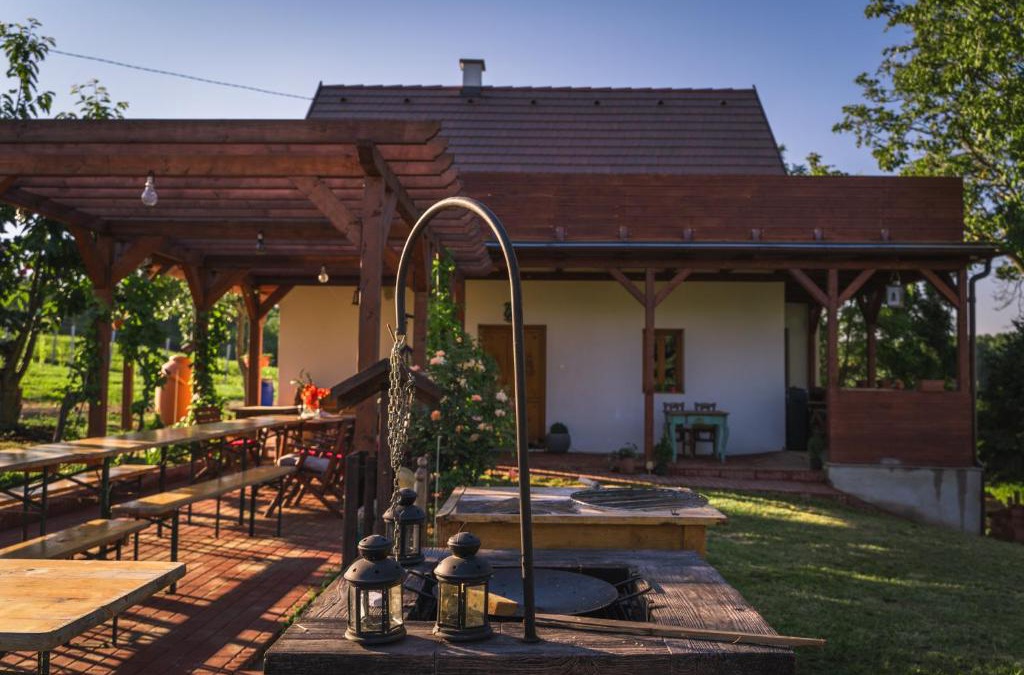 Bohonye Apartment | Kispince Wellness Borbirtok