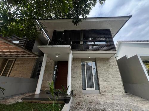 Jatingaleh House | Kita Home CitraSun Garden