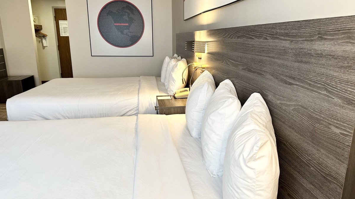 Cedar Rapids - Iowa City Hotel | Kiteville Cedar Rapids