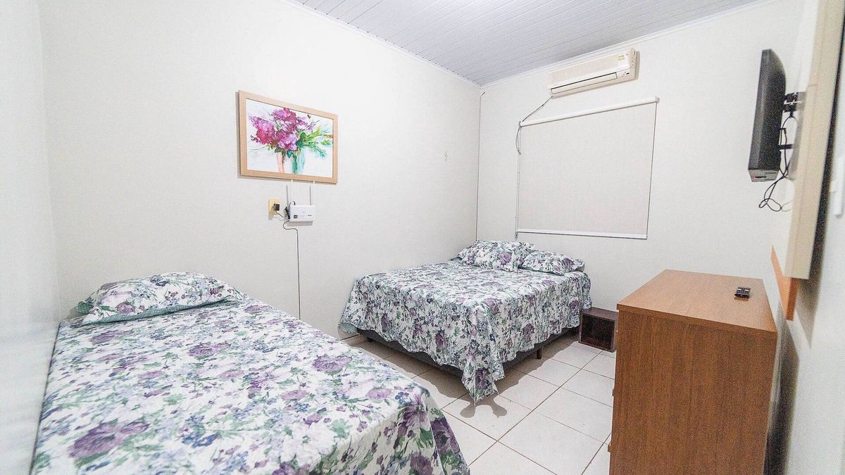 Taguatinga Norte House | Kitnet 20% off, Full Kitchen, up to 4 Guests, Jr Catito